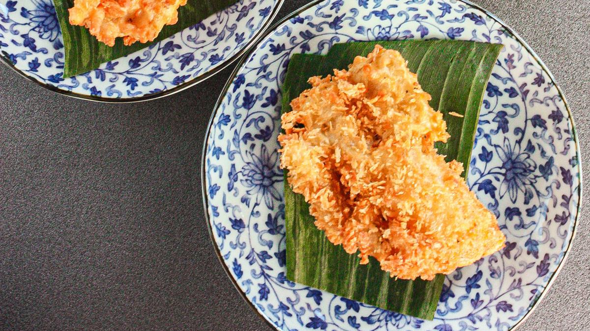 Pisang Goreng - Indonesian Fried Bananas, image size:1200x675