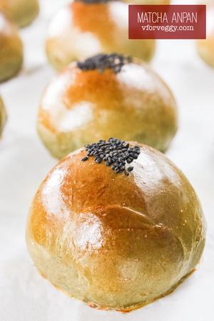Matcha Anpan