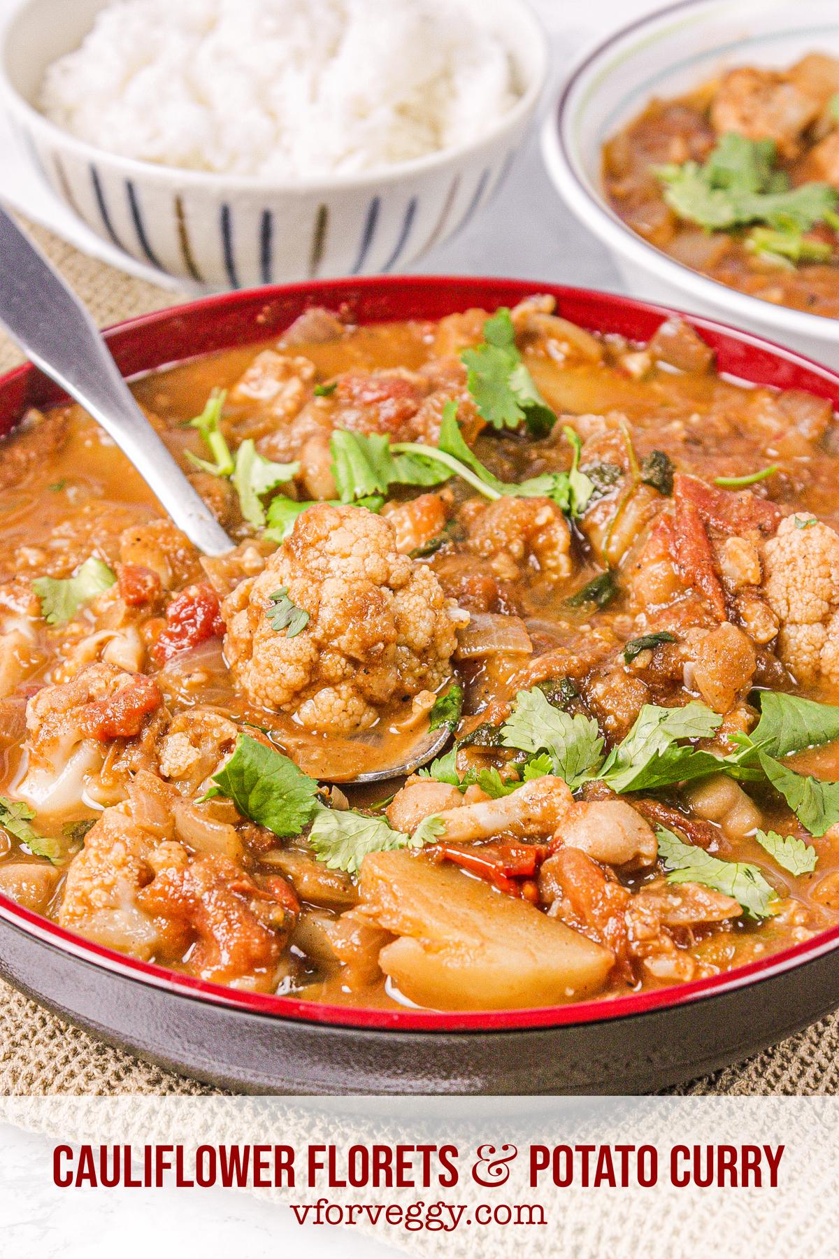 Cauliflower Florets And Potato Curry 