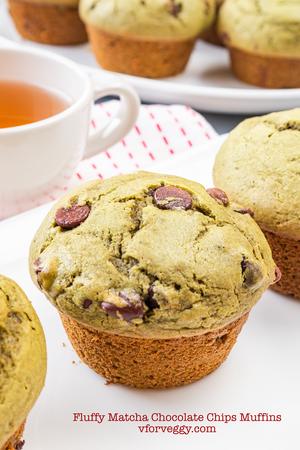 Fluffy Matcha Chocolate Chips Muffins